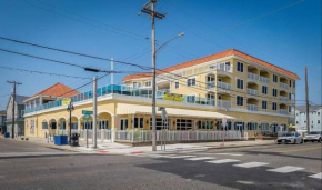 Champagne Island Resort Unit 107
